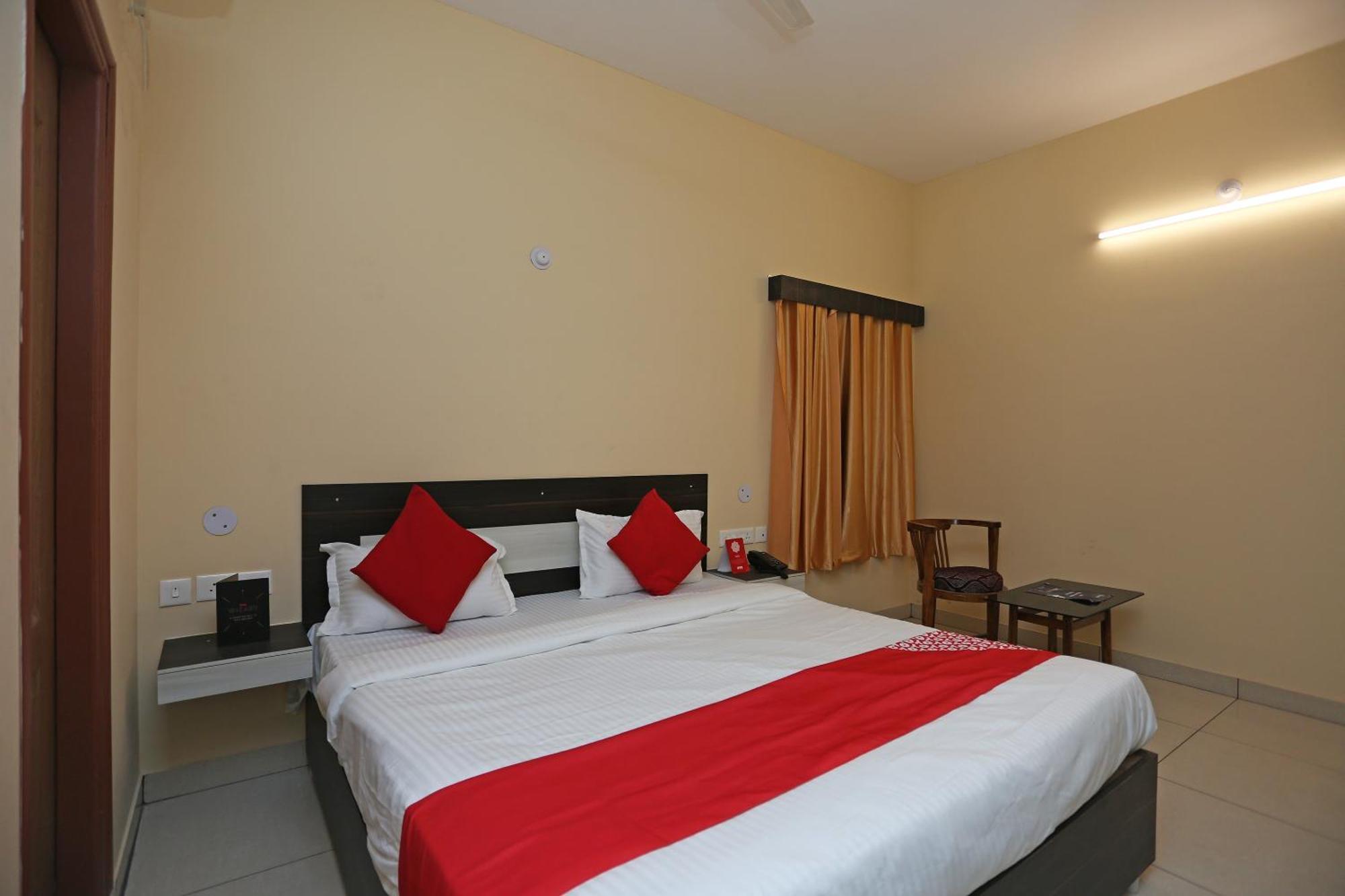 בובנשוואר Hotel O Blue Bell מראה חיצוני תמונה